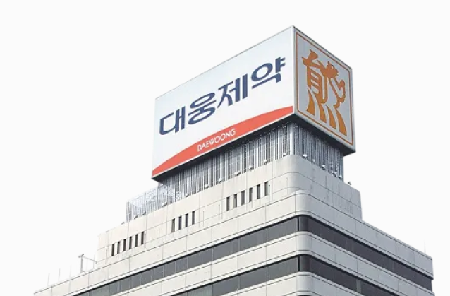 기반을 다진 <strong>설립기 </strong>  지속적인 품질 관리로 <br class='mo' />국내외 기술력을 인정받다